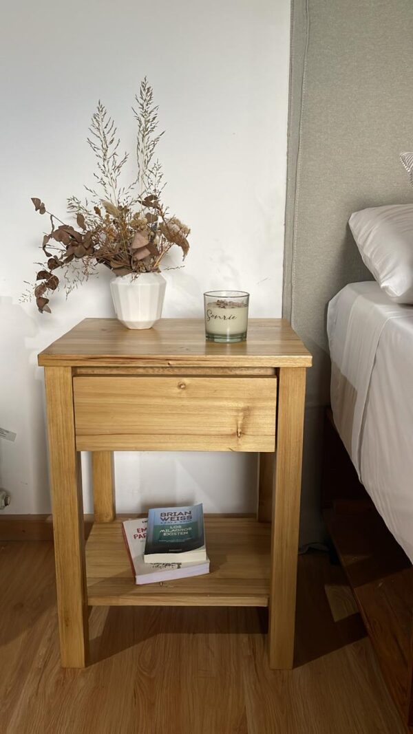 mesa de luz male
